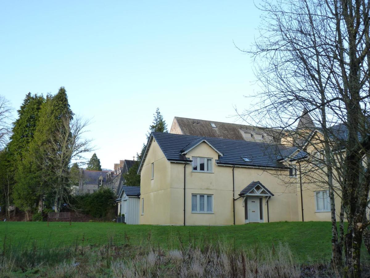 פורט אוגוסטוס Loch Ness Abbey Cottages מראה חיצוני תמונה
