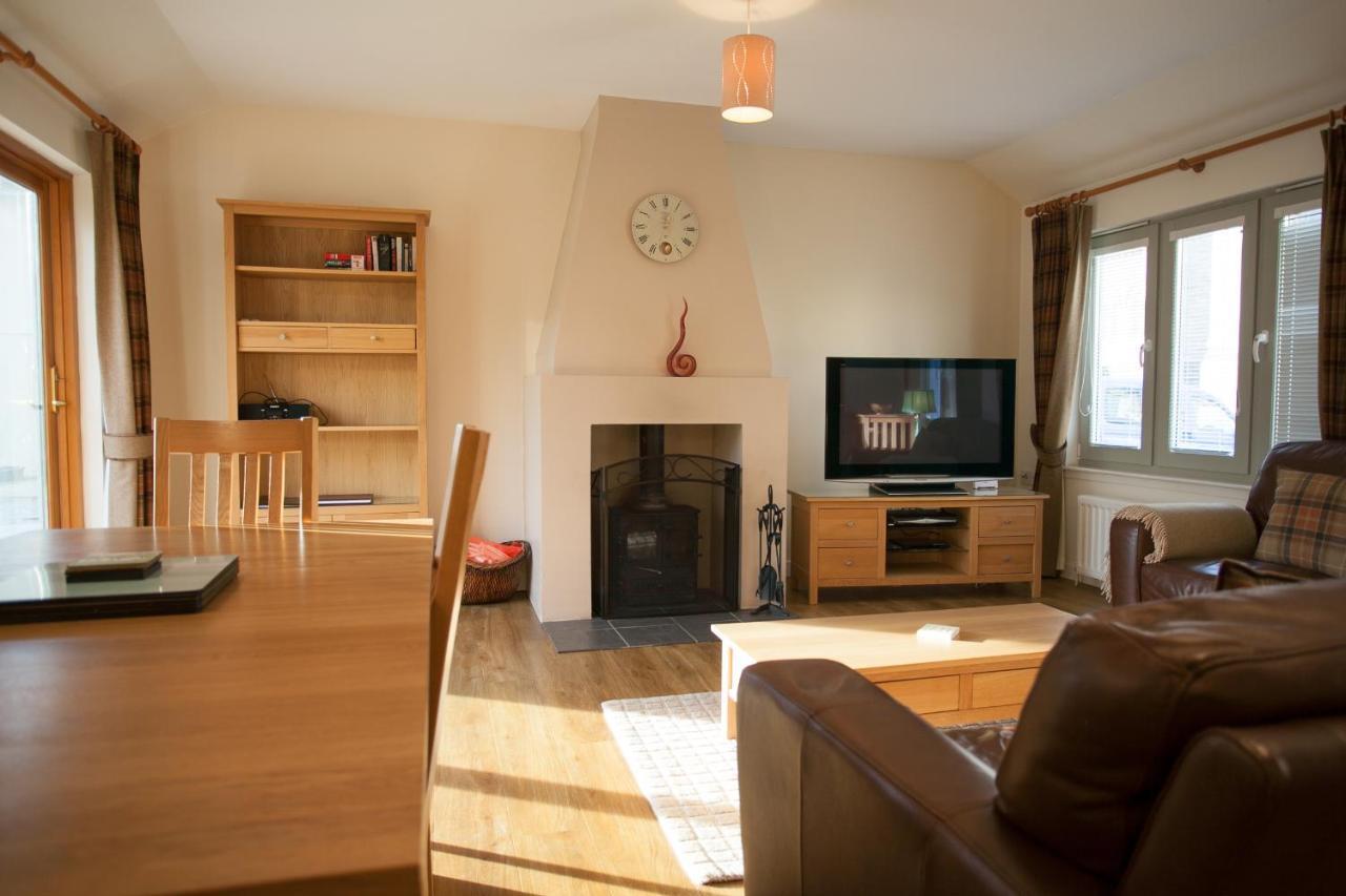 פורט אוגוסטוס Loch Ness Abbey Cottages מראה חיצוני תמונה